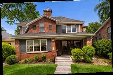 Residential rental exterior in Kansas City, Missouri